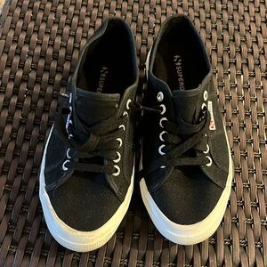 Superga Cotu Classic Size 8 US / 39 EU Black